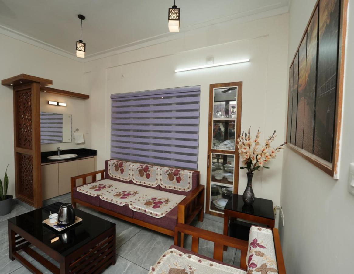 Avanti Castello Apartment Guruvayur Bagian luar foto