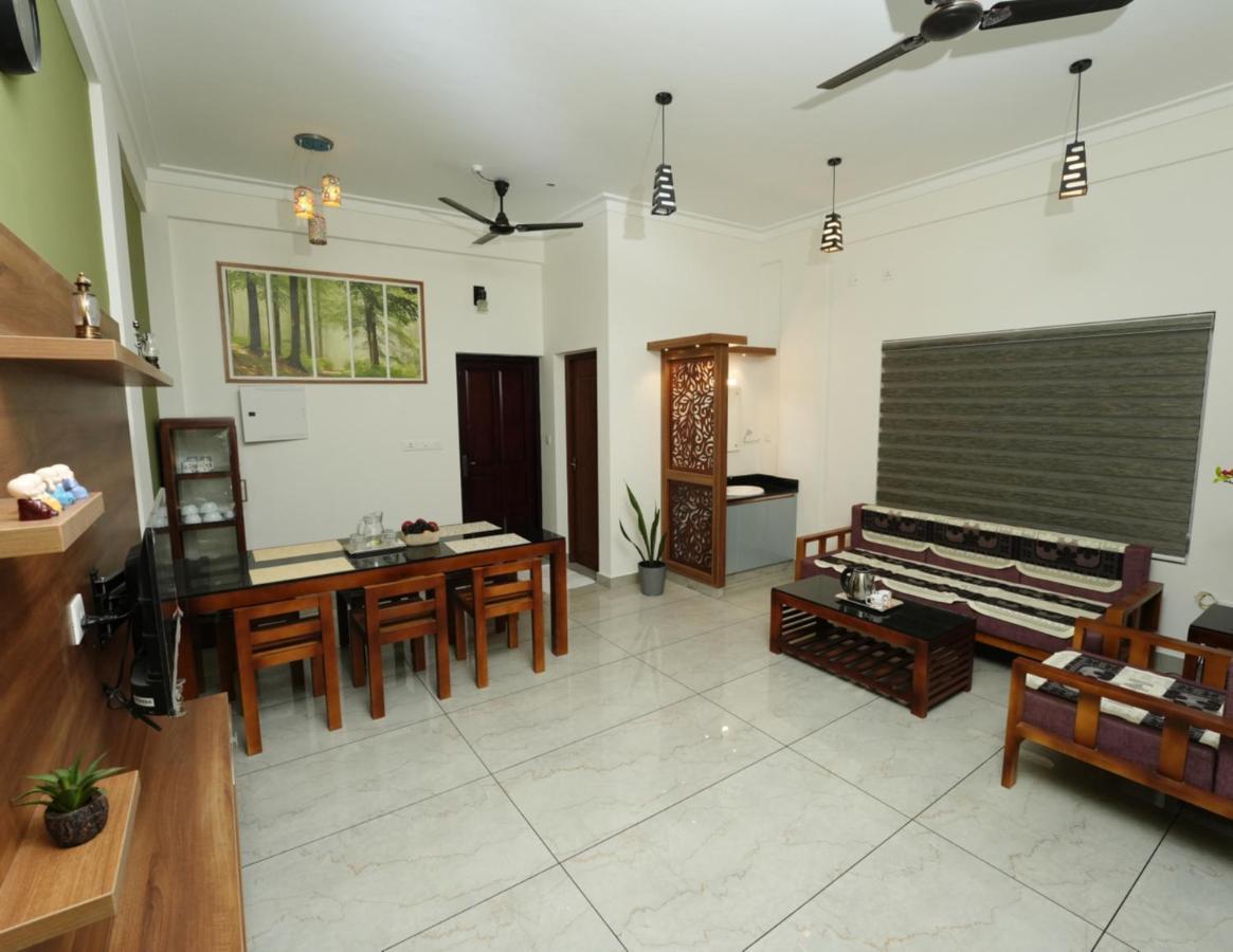 Avanti Castello Apartment Guruvayur Bagian luar foto