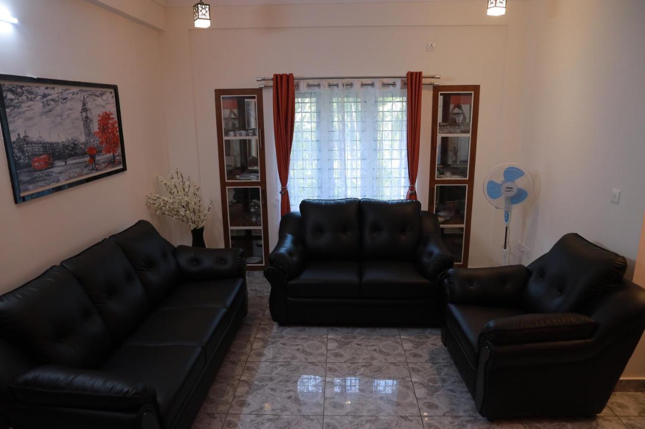 Avanti Castello Apartment Guruvayur Bagian luar foto