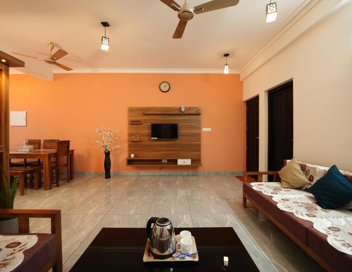 Avanti Castello Apartment Guruvayur Bagian luar foto